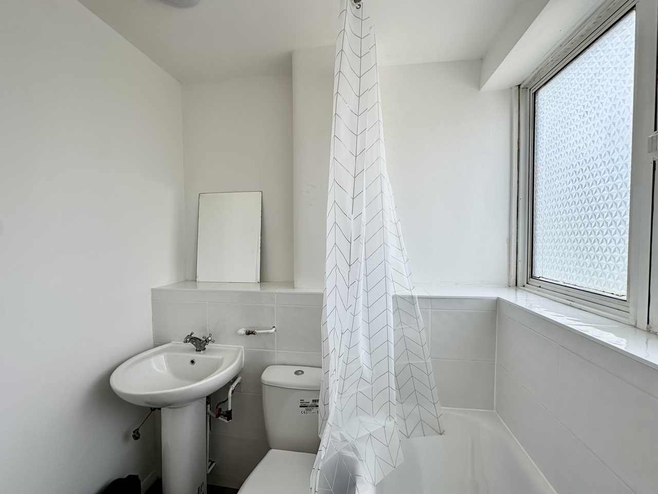 Additional image 9 of Room in a Shared Flat, Dowler House, E1, N1 7GU