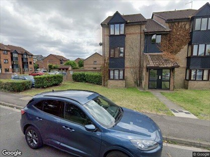 Studio Flat, Holly Gardens, UB7