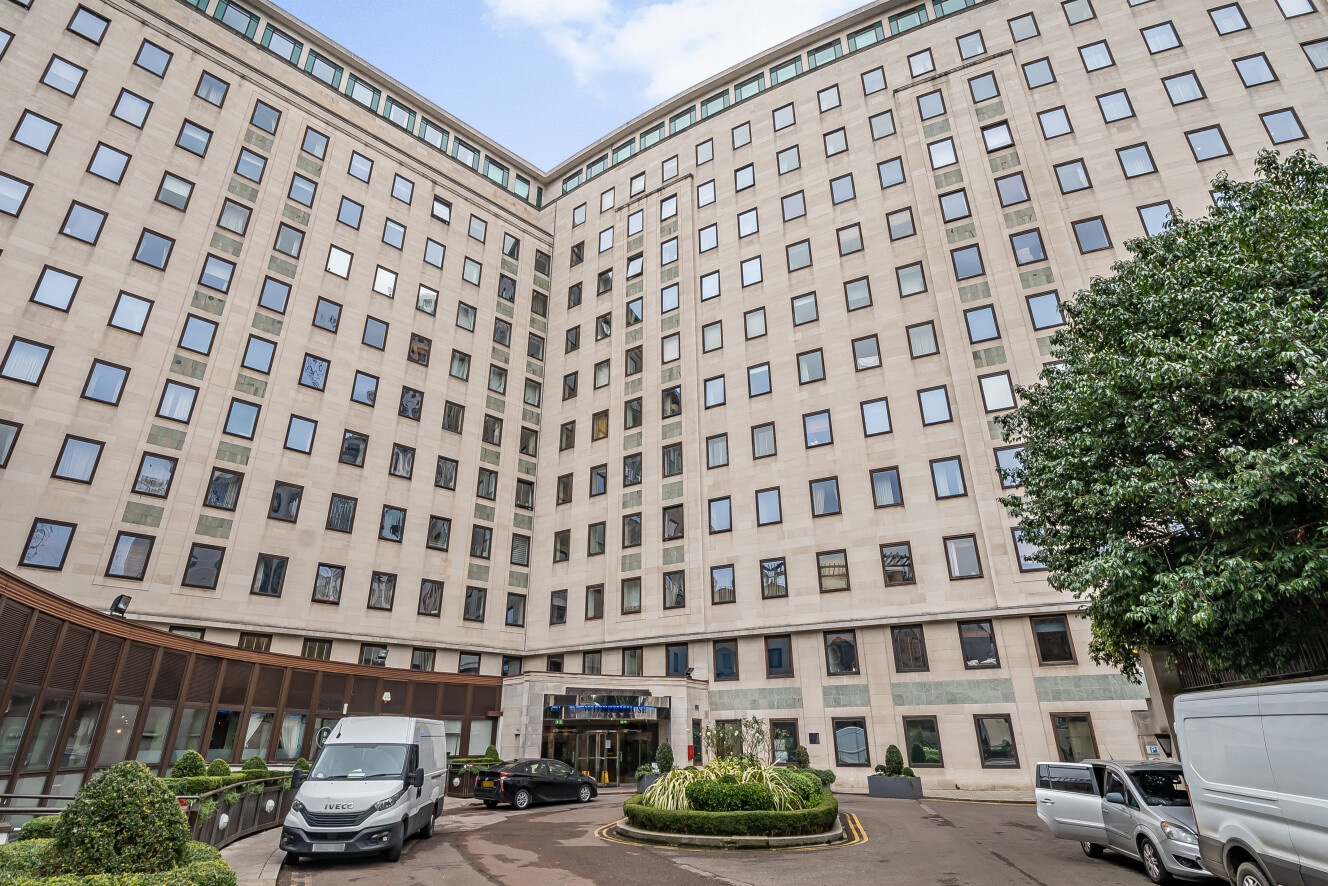 2 Bed Flat, Whitehouse Apartments, SE1