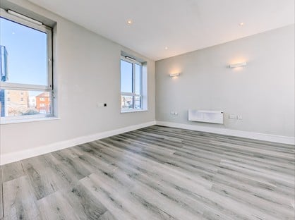 1 Bed Flat, Kingsbridge Court, DA11