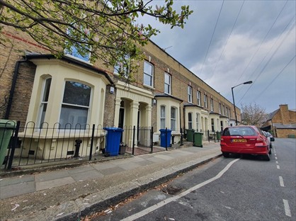4 Bed Terraced House, Freemantle St, SE17