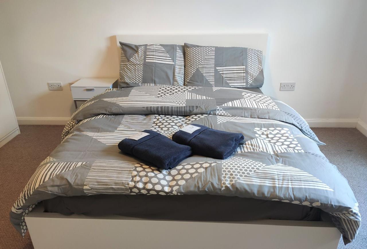 Additional image 4 of 2 Bed Flat, Lewis Mews, BT4, N1 7GU