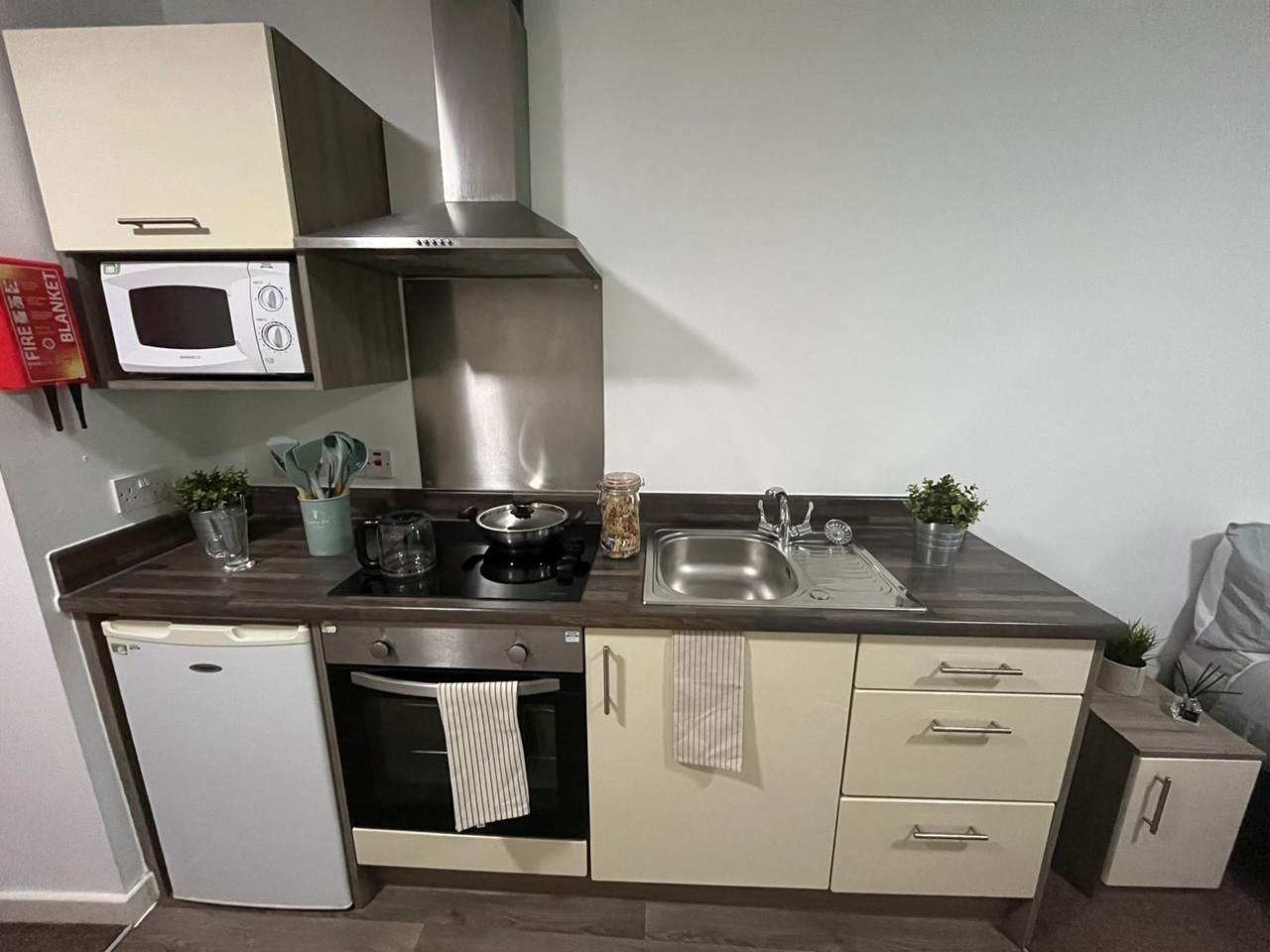 Additional image 2 of Studio Flat, Minerva House, NG1, N1 7GU