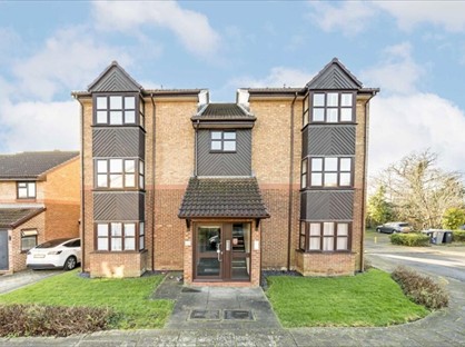 Studio Flat, Ash Walk, HA0