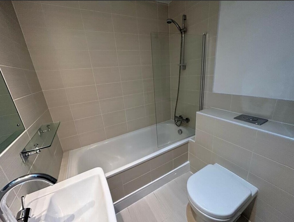 Additional image 5 of 2 Bed Flat, The Ropewalk, NG1, N1 7GU