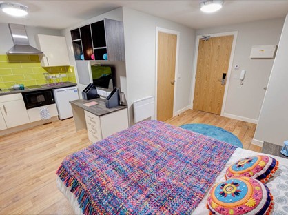 Studio Flat, Hounds Gate, NG1
