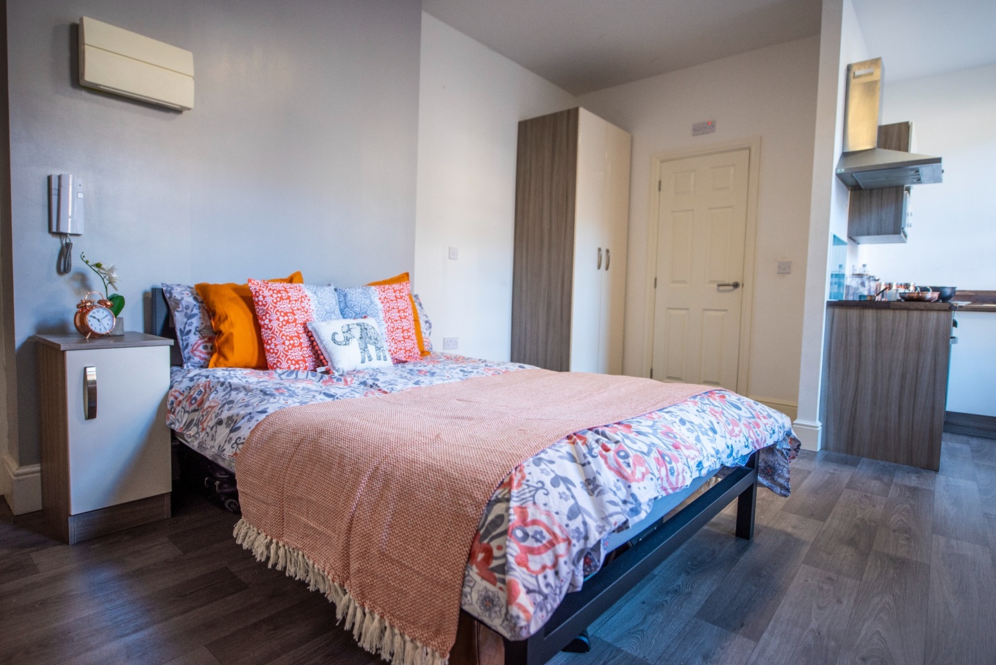 Studio Flat, Bard House, NG1, N1 7GU