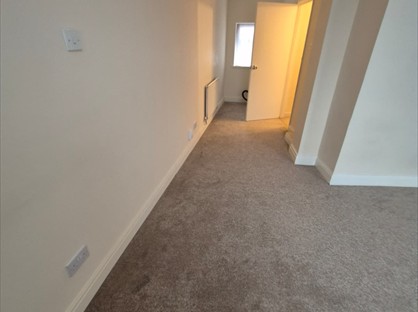 2 Bed Maisonette, Norwood Avenue, HA0