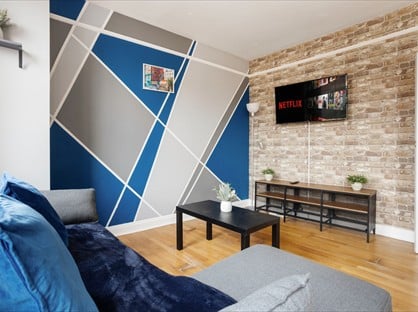 2 Bed Semi-Detached House, Brick Lane, E1
