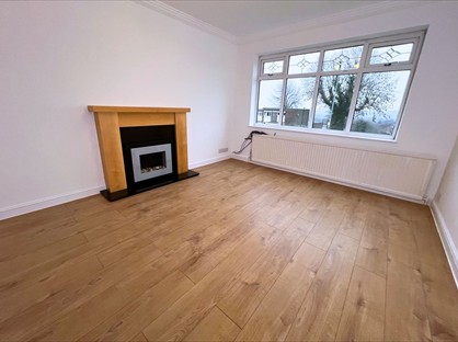 3 Bed Semi-Detached House, Beaver Hill Road, S13