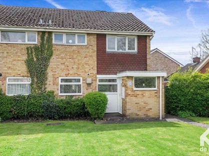 3 Bed End Terrace, Alexandria Walk, GL52
