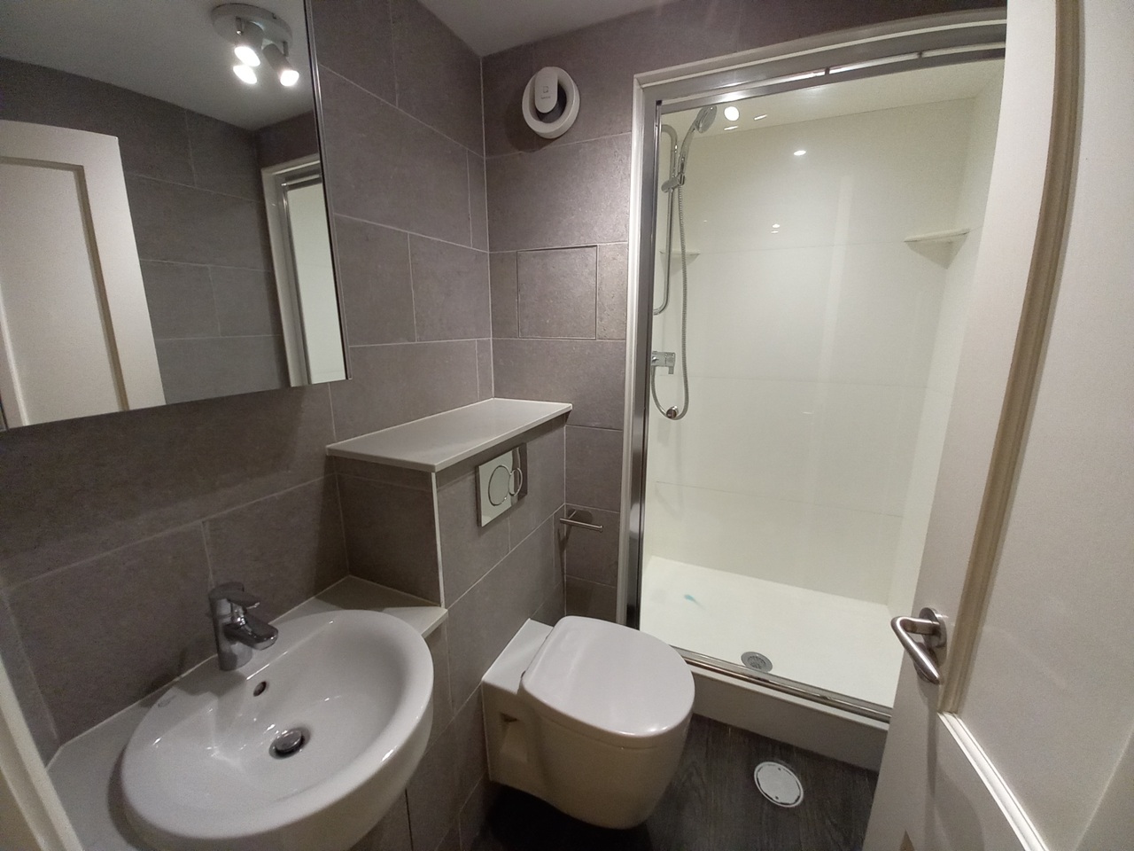 Additional image 8 of 1 Bed Flat, Station Road, CB1, N1 7GU