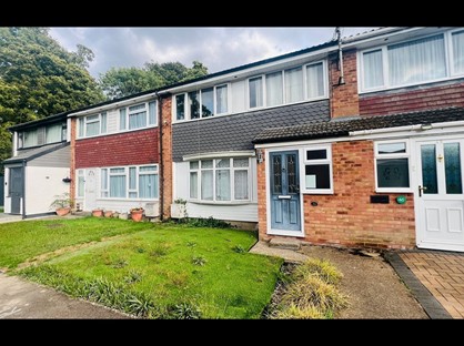 3 Bed Terraced House, Clarkes Way, LU5