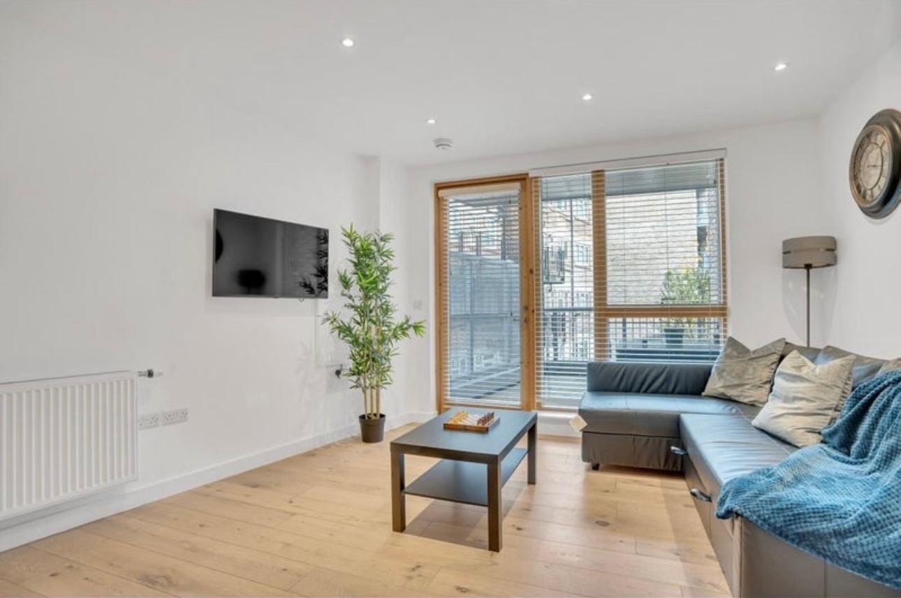 2 Bed Flat, Havil St, SE5 photo 4