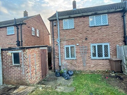 2 Bed Semi-Detached House, Birdsfoot Lane, LU3