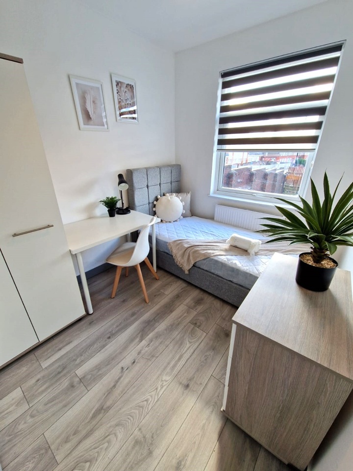 Additional image 3 of Room in a Shared House, City Road, S2, N1 7GU