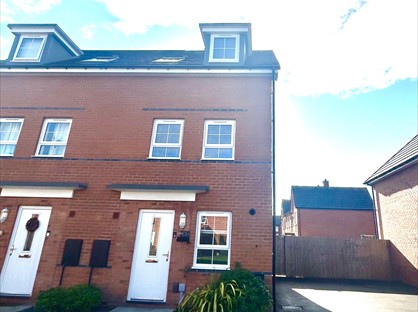 3 Bed Semi-Detached House, Thorn Tree Drive, L23