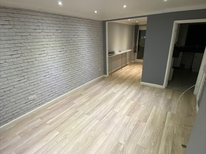 2 Bed Terraced House, Elgin Gardens, ME2