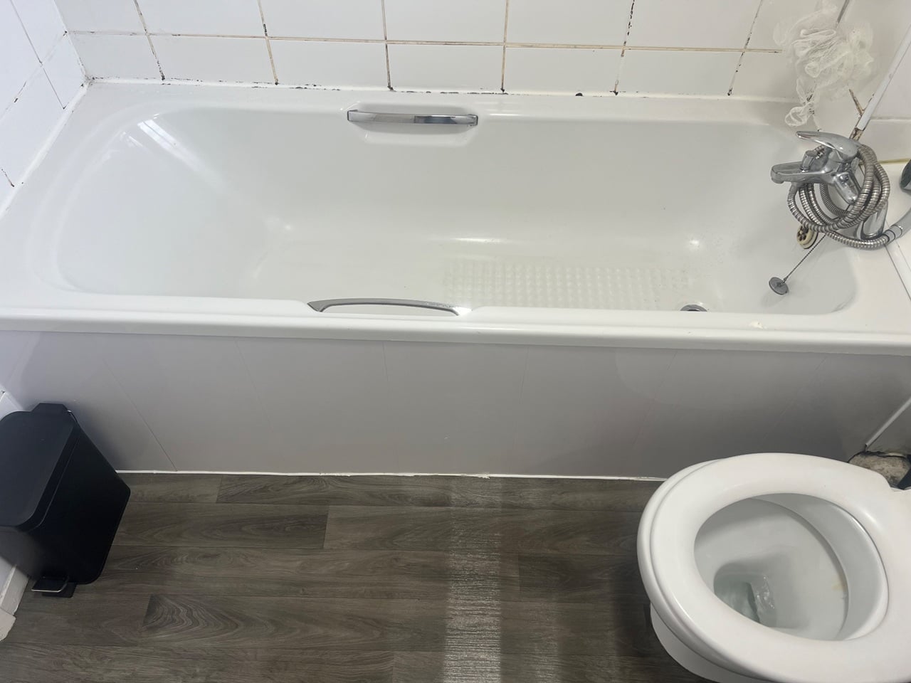 Additional image 12 of 3 Bed Semi-Detached House, Hatherleigh Road, LE5, N1 7GU