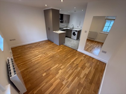 Studio Flat, The George Courtyard, CM23