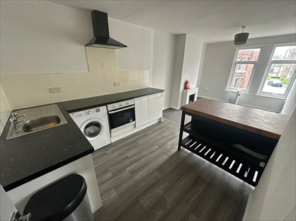 Studio Flat, Warrington Road, L34