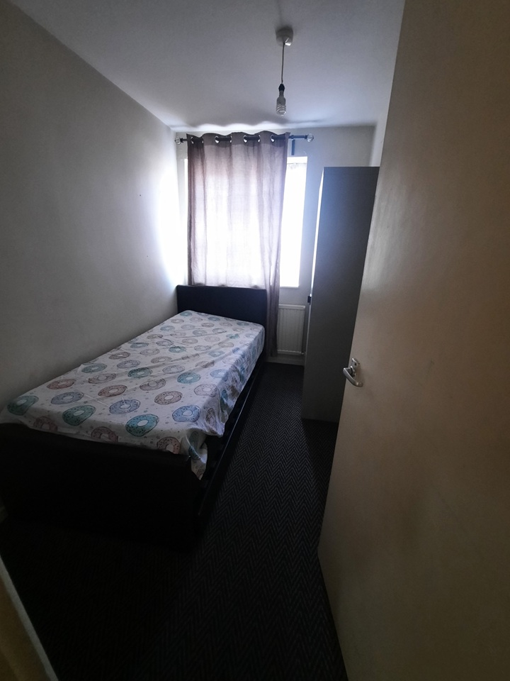 Additional image 6 of 3 Bed Terraced House, Woodgreen Walk, LE4, N1 7GU