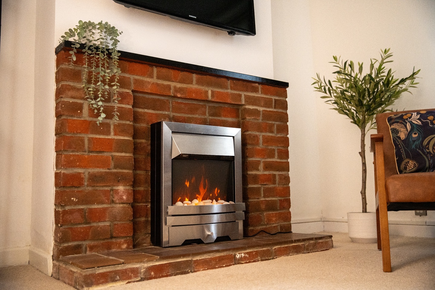 Additional image 5 of 2 Bed Terraced House, Edward Road, SO15, N1 7GU