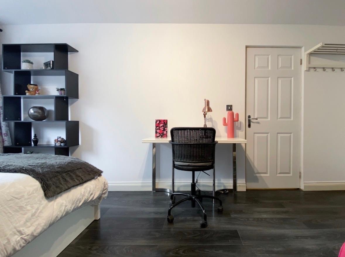 Studio Flat, Rosehip Road, CB4, N1 7GU