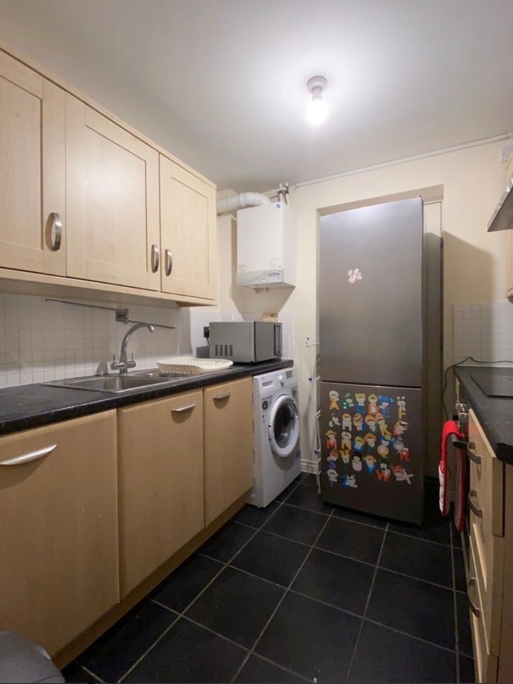 Additional image 6 of Studio Flat, Rosehip Road, CB4, N1 7GU