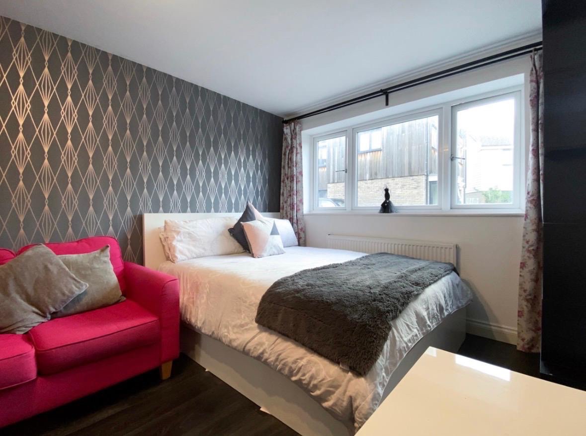 Additional image 13 of Studio Flat, Rosehip Road, CB4, N1 7GU