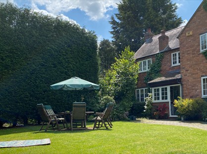 Room in a Shared House, Cottage, WR3