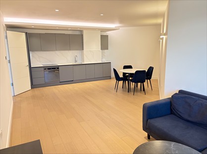 1 Bed Flat, Very Near Gilette Corner Area, TW8