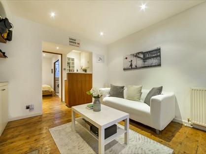 1 Bed Flat, Beaumont Buildings, WC2B