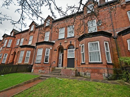 3 Bed Flat, Great Clowes Street, M7