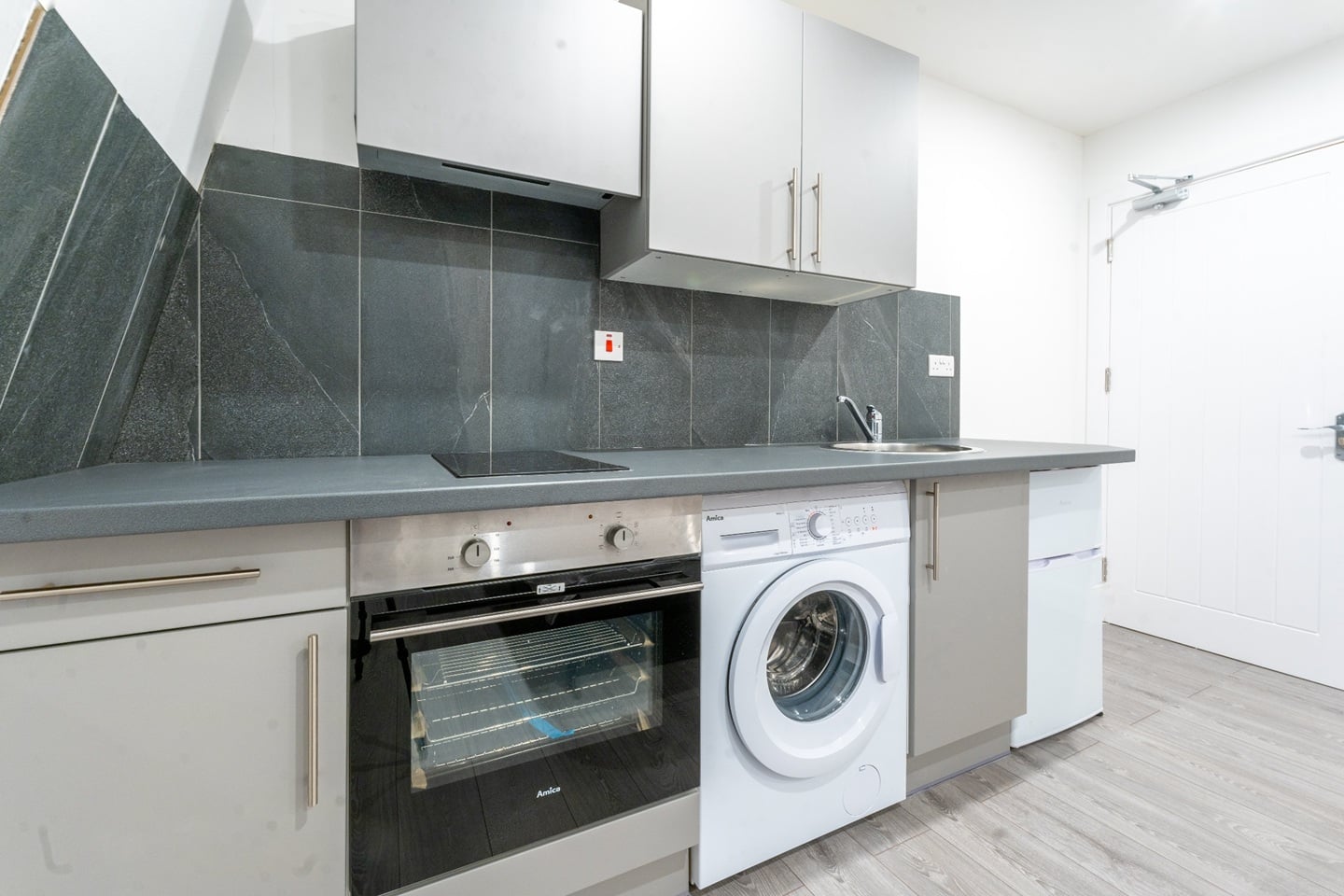 Studio Flat, Browning St, SE17 photo 5