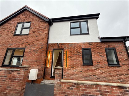 2 Bed Semi-Detached House, Greenford Road, UB6