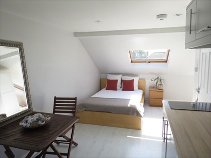 Studio Flat, Glenfarg Road, SE6