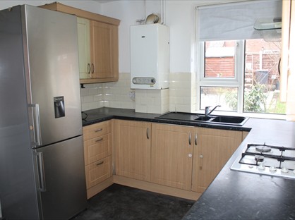 3 Bed Semi-Detached House, Coronation St, M27