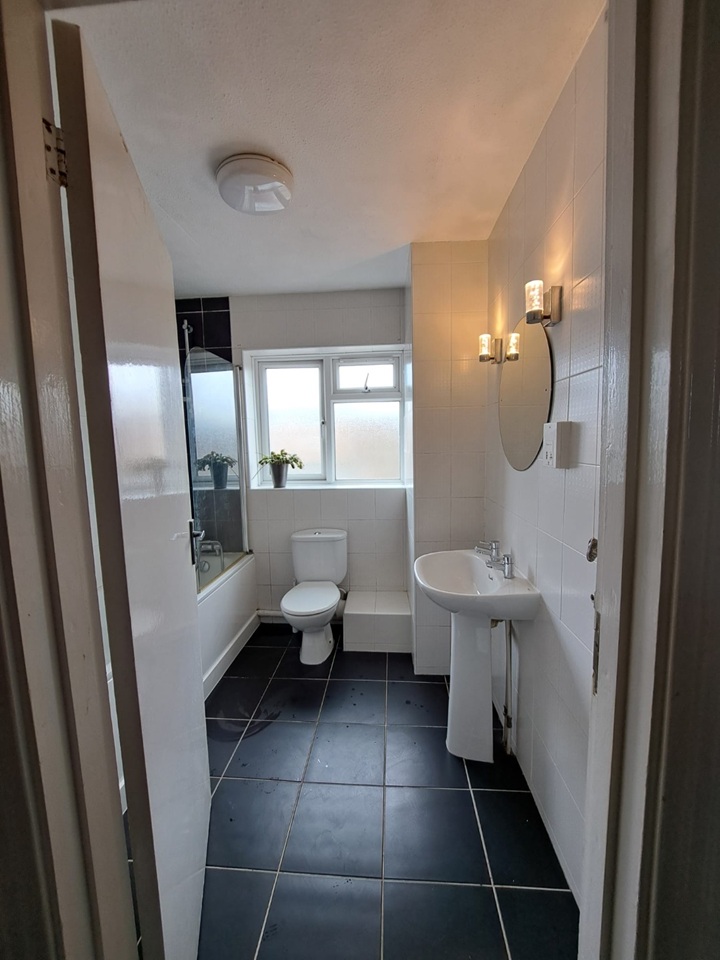 Additional image 10 of 2 Bed Flat, Palmeira House, BN3, N1 7GU