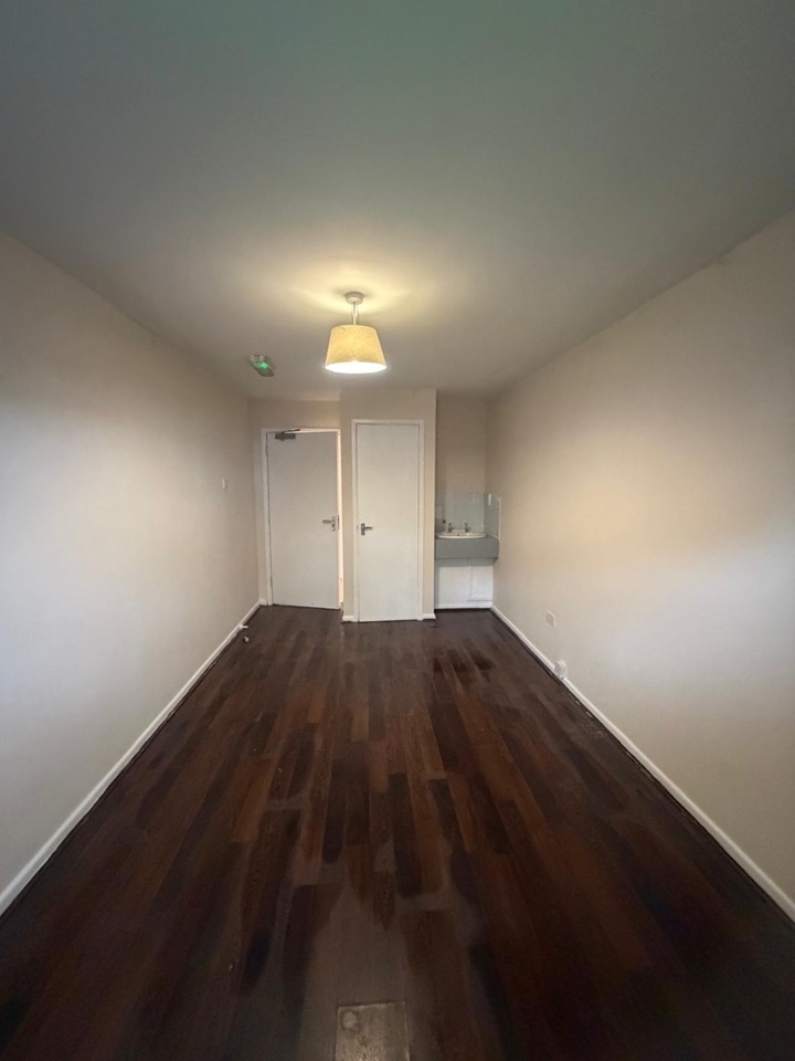 Additional image 5 of 1 Bed Flat, Corn Bar, OX28, N1 7GU