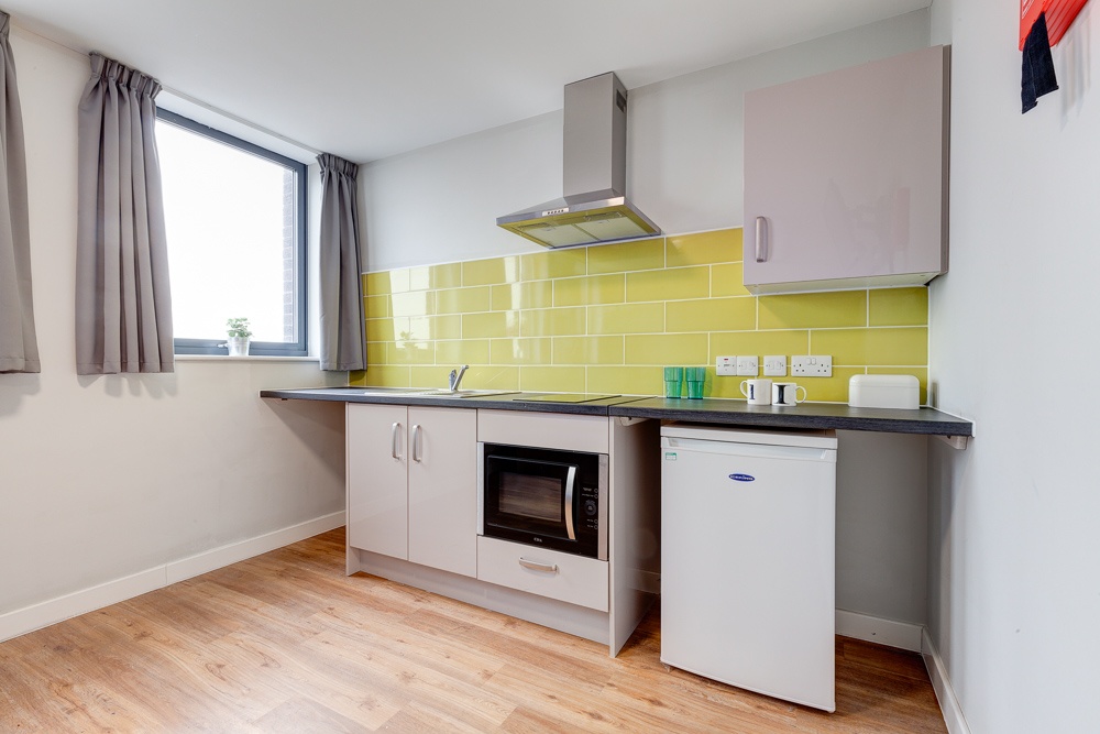 Additional image 3 of Studio Flat, Queen St, S1, N1 7GU