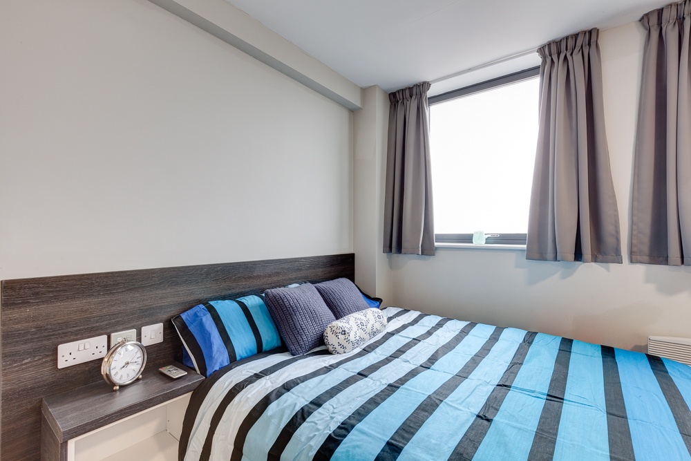 Additional image 4 of Studio Flat, Queen St, S1, N1 7GU