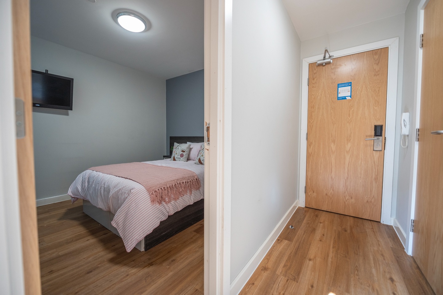 Additional image 6 of 1 Bed Flat, Queen St, S1, N1 7GU
