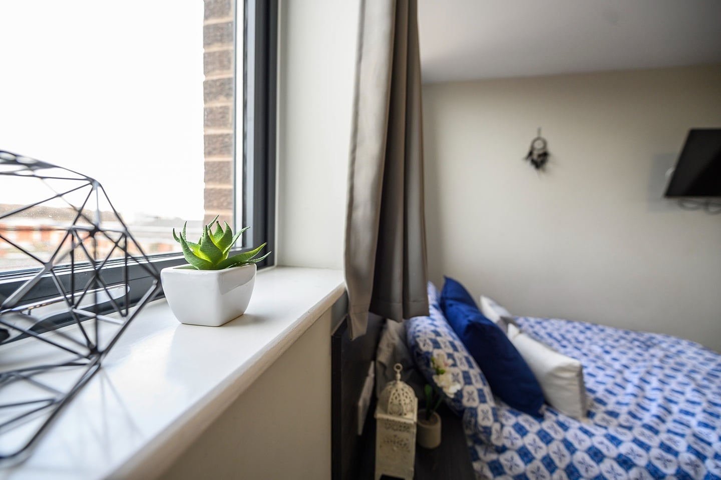 Additional image 3 of Studio Flat, Queen St, S1, N1 7GU