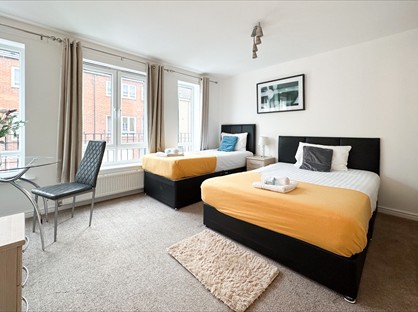 6 Bed Terraced House, Kennedy Street, PE7