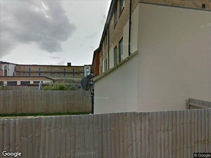 4 Bed Terraced House, Four Chimneys Crescent, PE7