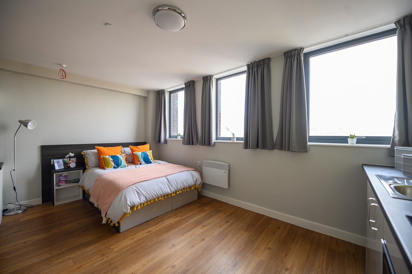 Additional image 5 of Studio Flat, Queen St, S1, N1 7GU