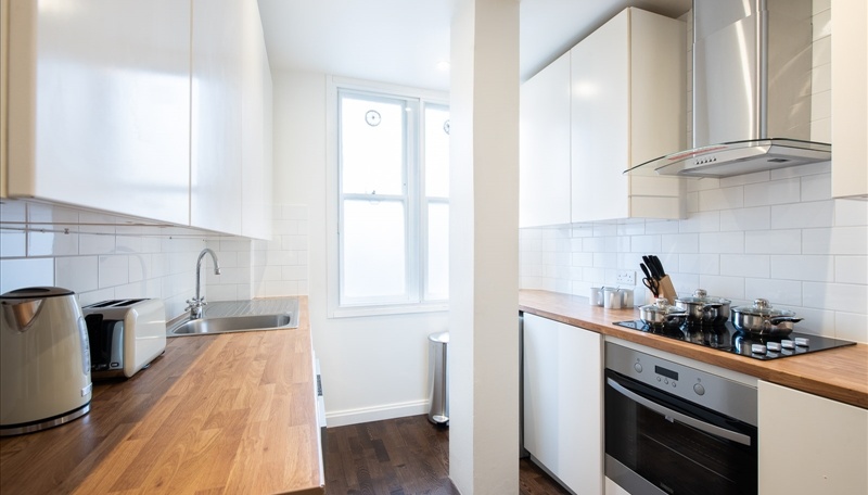 3 Bed Flat, Hill St, W1J, N1 7GU photo 5