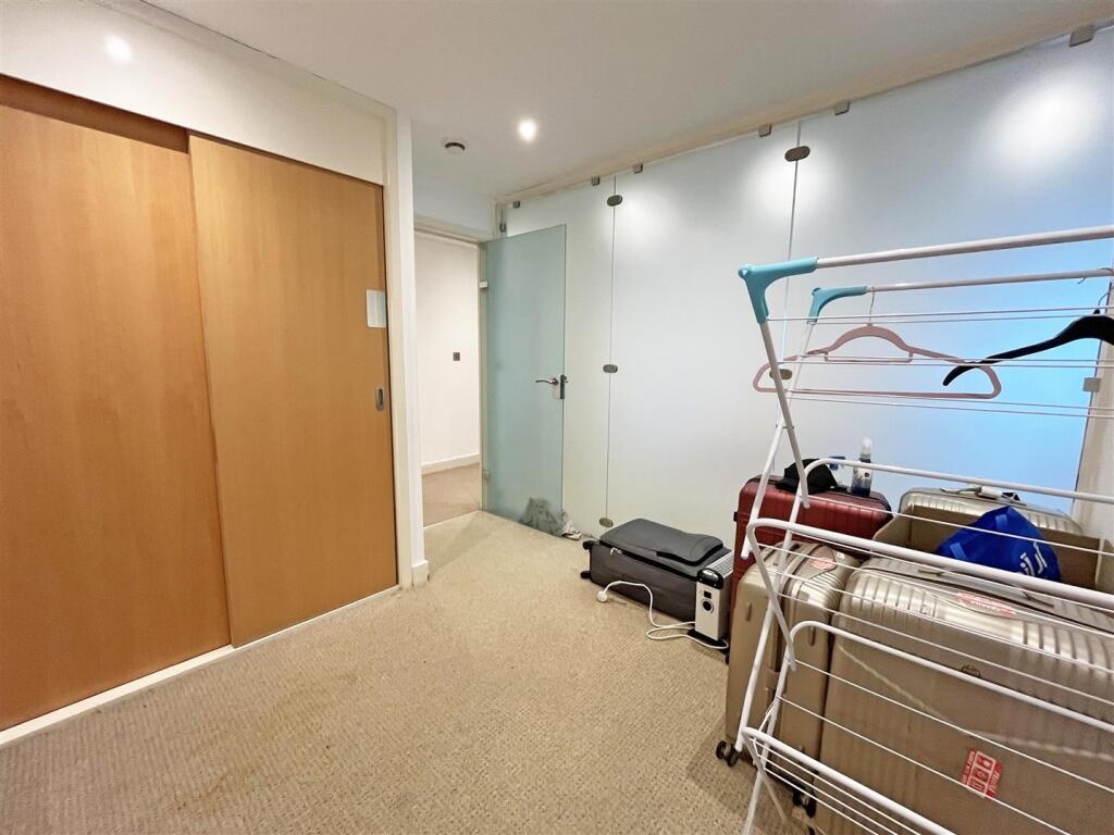 Additional image 10 of 2 Bed Flat, The Habitat, NG1, N1 7GU