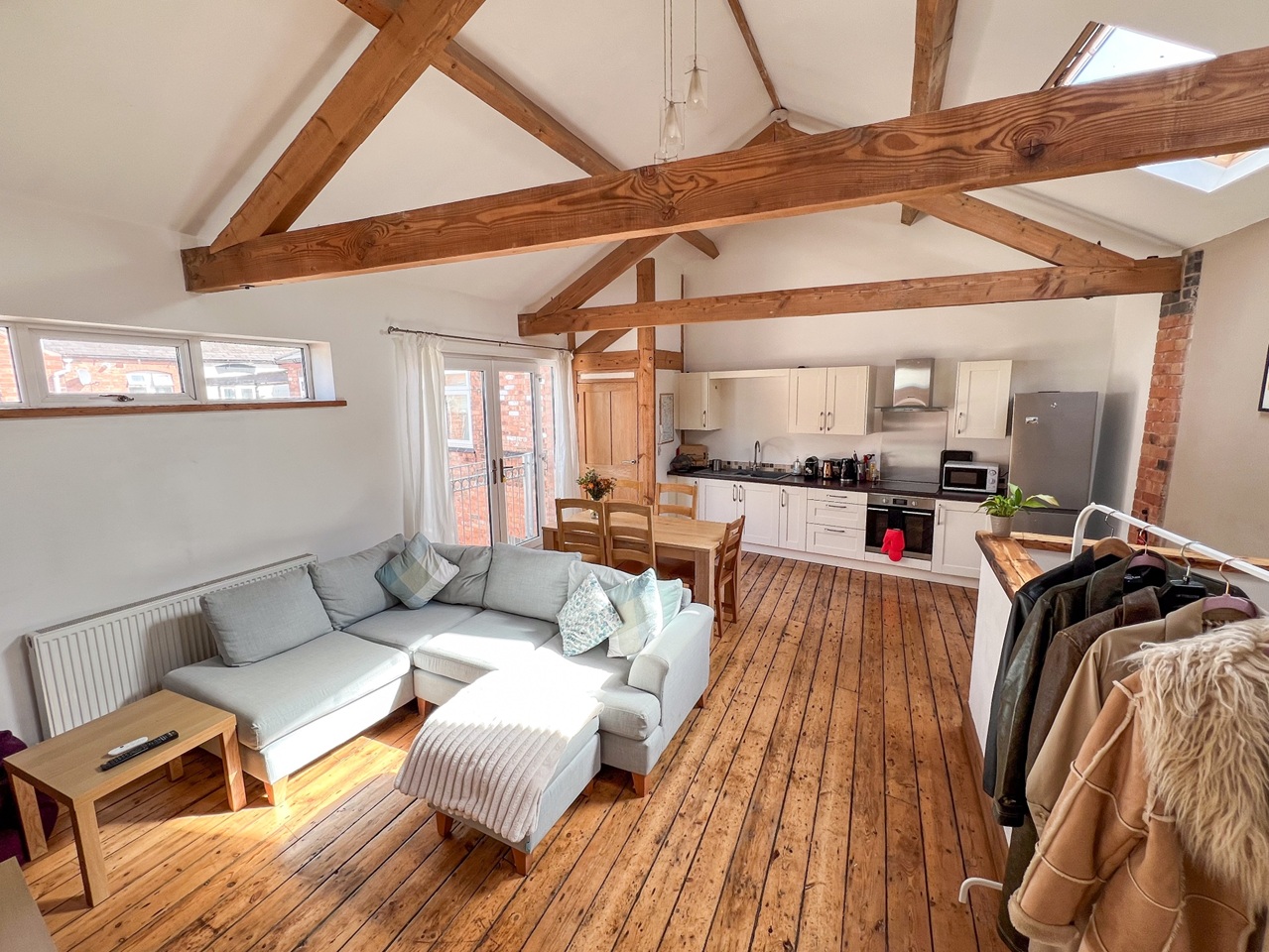 2 Bed Terraced House, Walnut St, LE2, N1 7GU